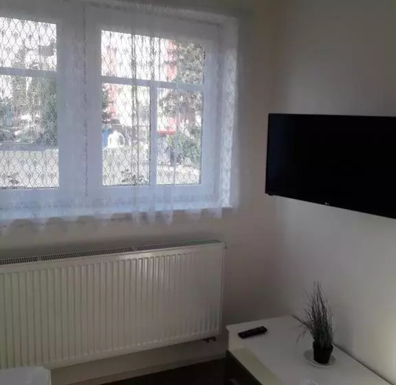 Majatalo Penzion A Restaurace U Strnada