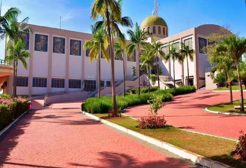 Majatalo Pousada Santana   Trindade Goiás
