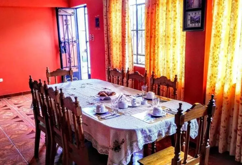 پانسیون Residencial Norandes