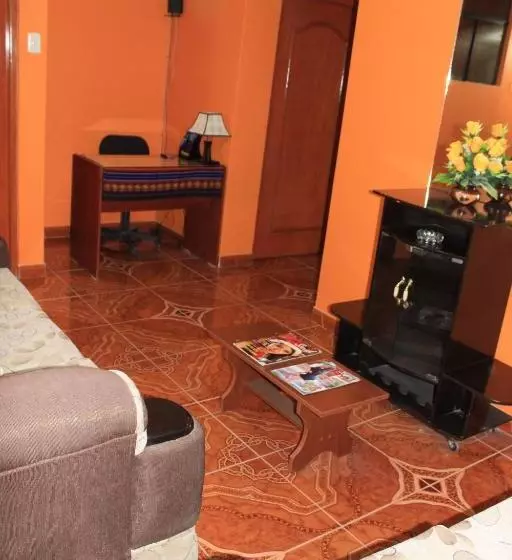 پانسیون Residencial Norandes