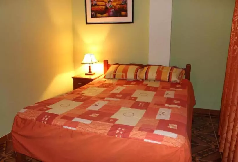 پانسیون Residencial Norandes