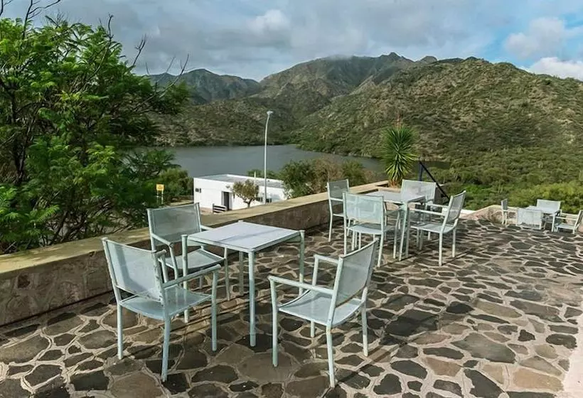 ユースホステル Hostería Y Cabañas Valle Fertil