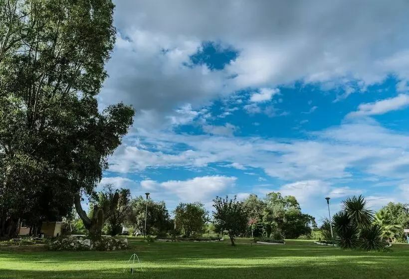 ユースホステル Hostería Y Cabañas Valle Fertil