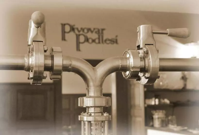 Majatalo Penzion Pivovar Podlesí