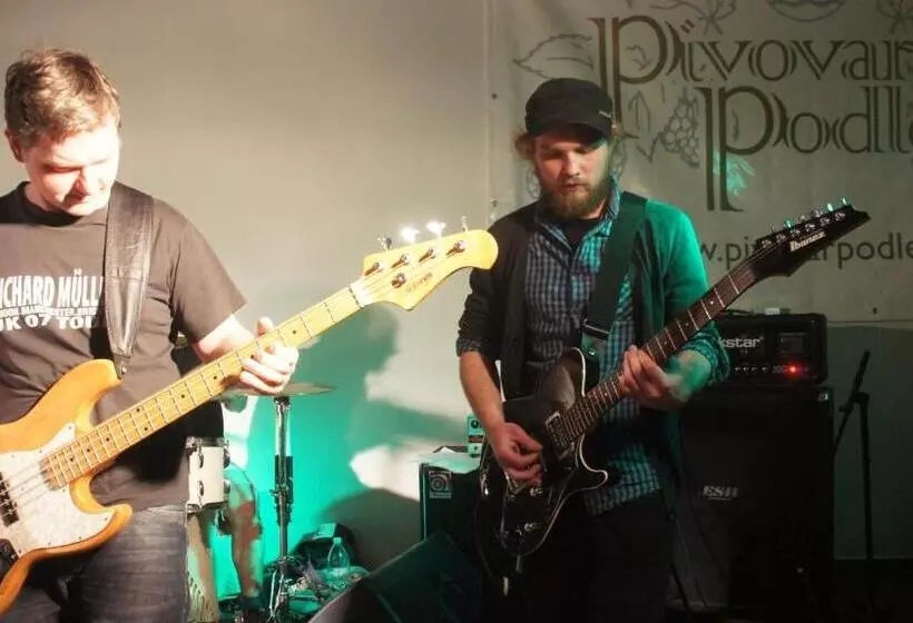 Majatalo Penzion Pivovar Podlesí