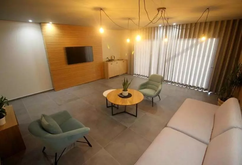 Franklin Rooms