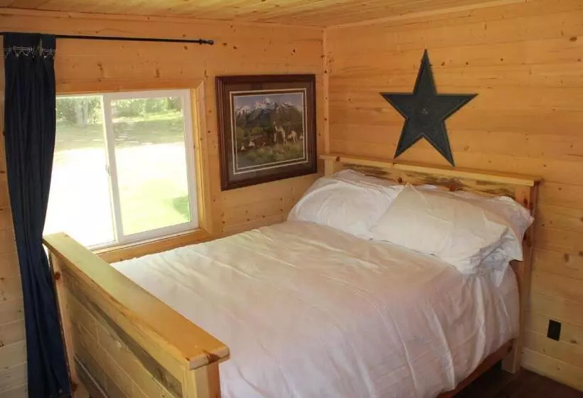 Hotelli Sevier River Ranch & Cattle Company