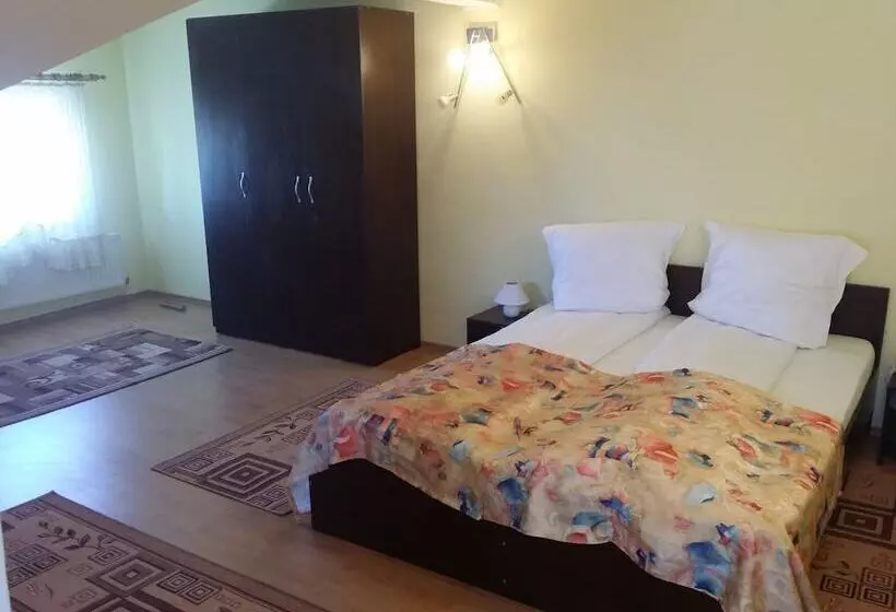 ペンション Anda Residence