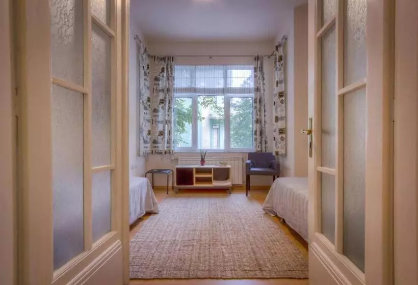 پانسیون Guest House Maison 21