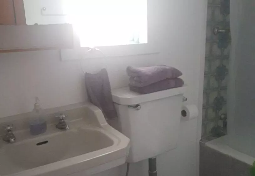 ペンション Hostal Klein