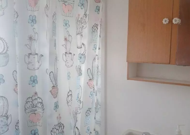 ペンション Hostal Klein