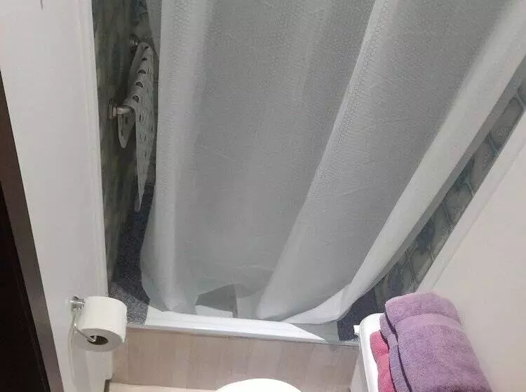 ペンション Hostal Klein