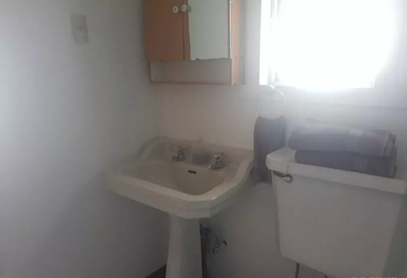 ペンション Hostal Klein