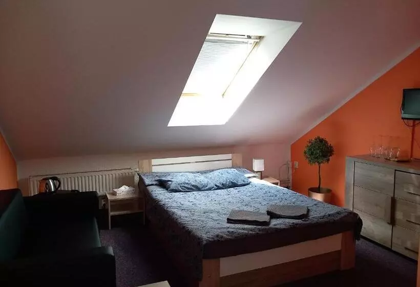 Majatalo Penzion Vulture Ostrava