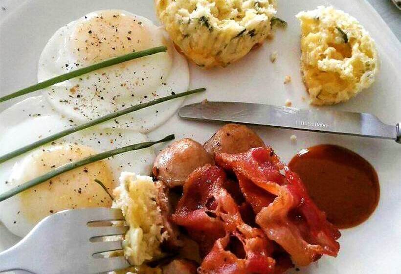 פנסיון Rostalyn Guesthouse