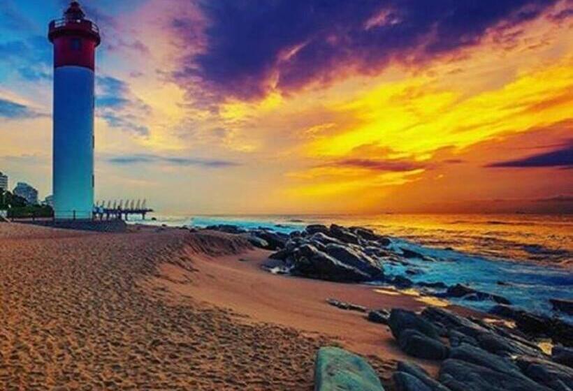 פנסיון Rostalyn Guesthouse