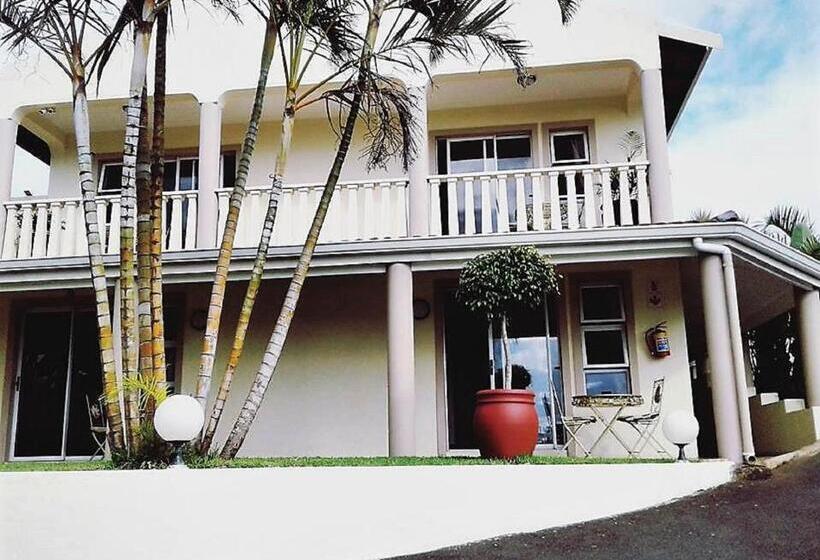 פנסיון Rostalyn Guesthouse