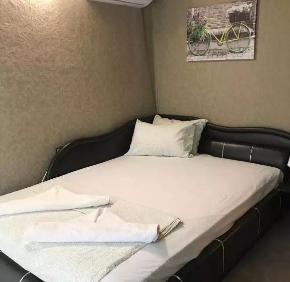 پانسیون Guest House Urdoviza