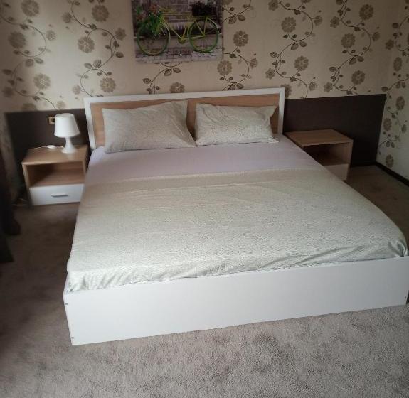 ペンション Guest House Urdoviza