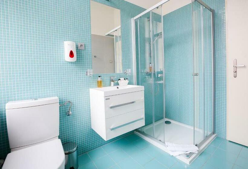 هتل Apartments Embassy By Lh