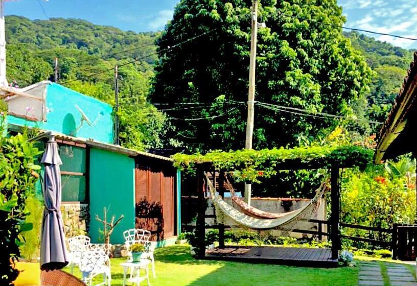 ペンション Pousada Anambé