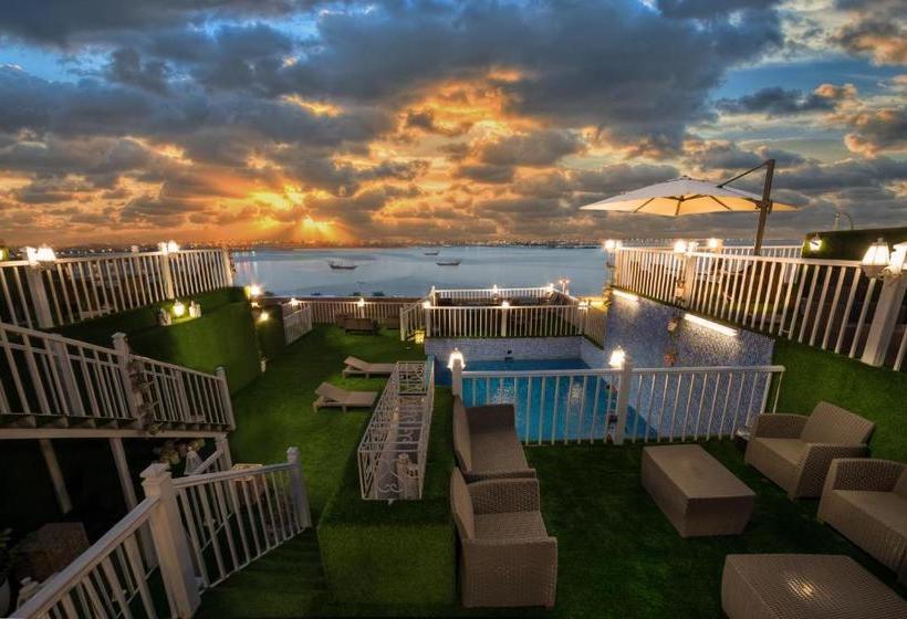 Golden Garden Al Corniche