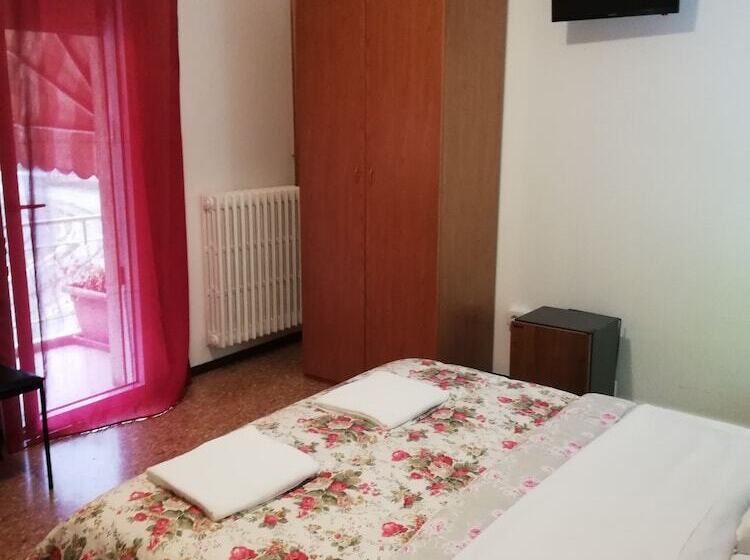 בית מלון כפרי Venice Best Vacation