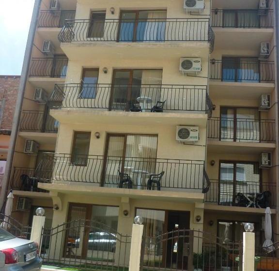 پانسیون Guest House Pri Valyo