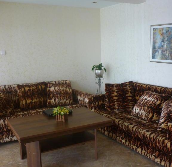 پانسیون Guest House Pri Valyo