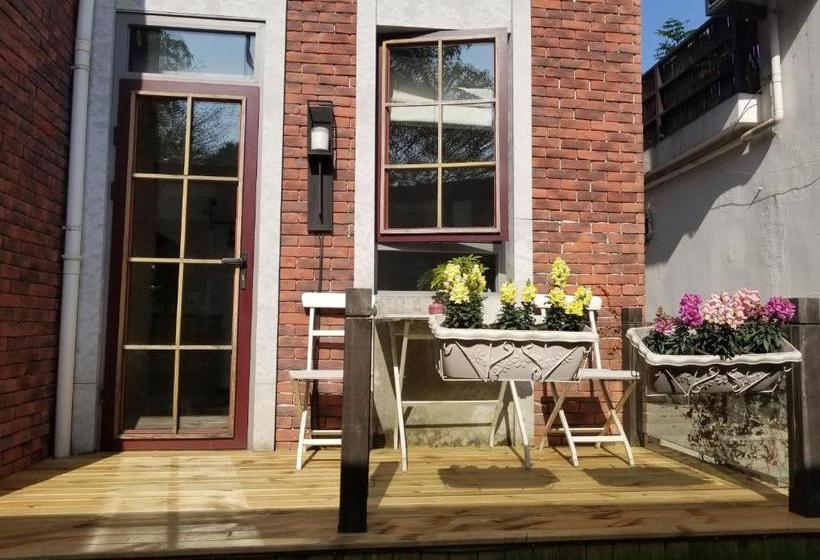 Pansiyon Xihu Congcongnanian Boutique Inn