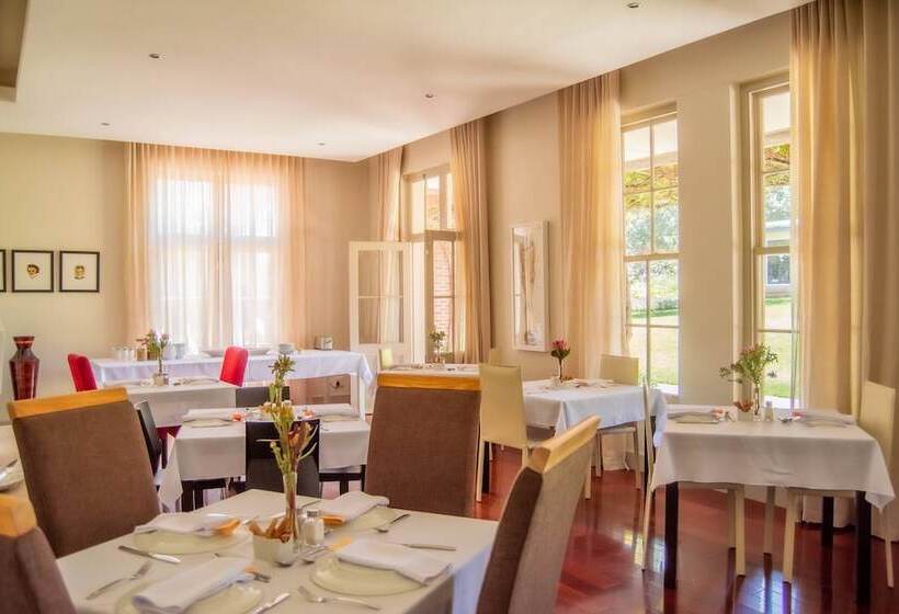 فندق Marshden Estate