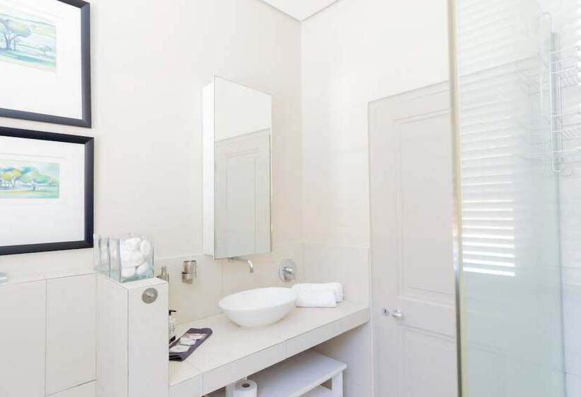 فندق Marshden Estate