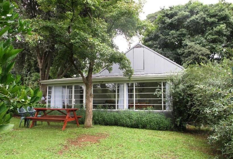 פנסיון Mill Cottages