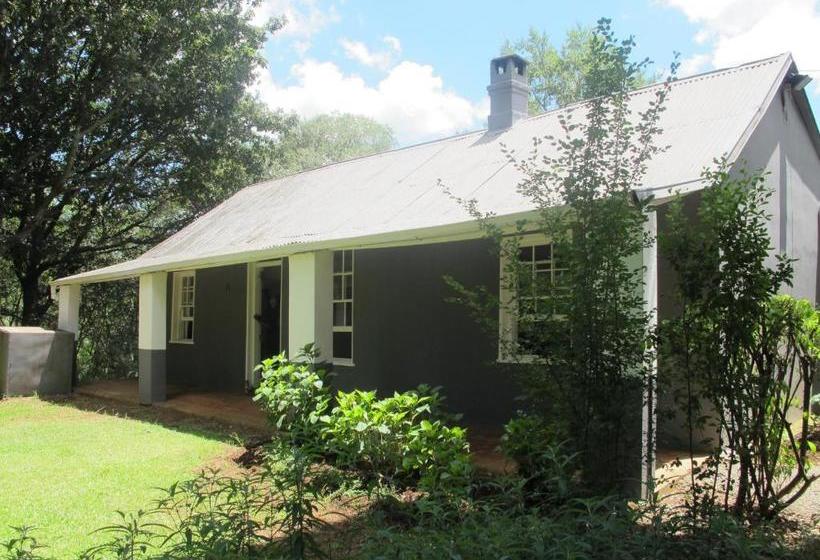 פנסיון Mill Cottages