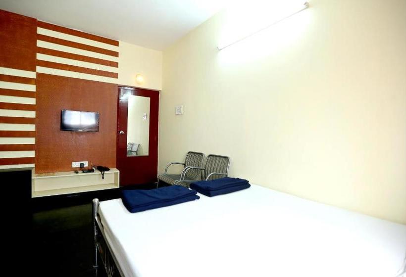 ペンション Central Guest House