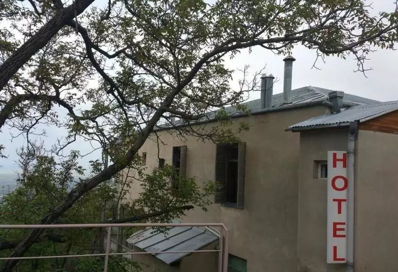 پانسیون Guest House Evdoshvili St N5