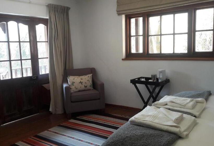 פנסיון Mill Cottages