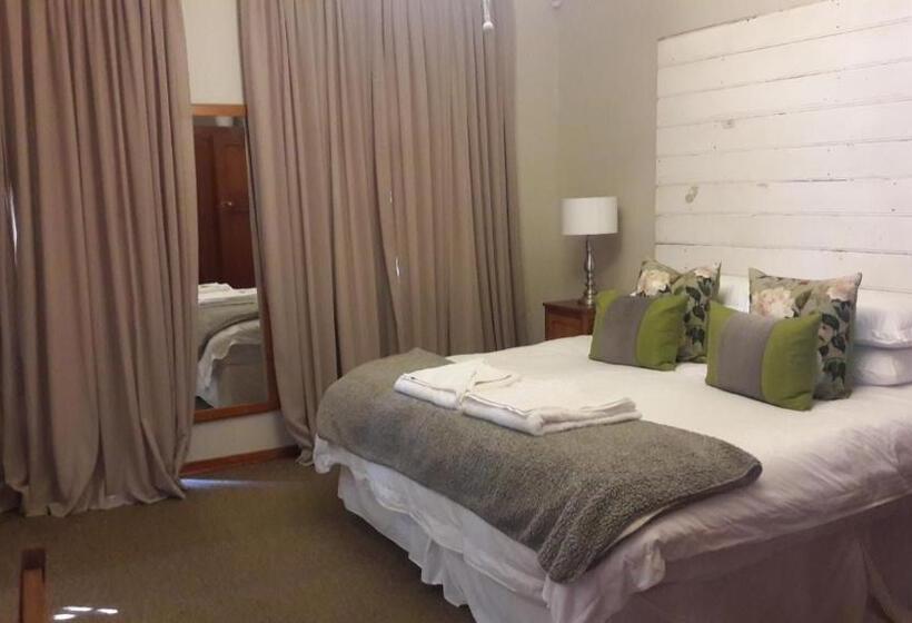 פנסיון Mill Cottages