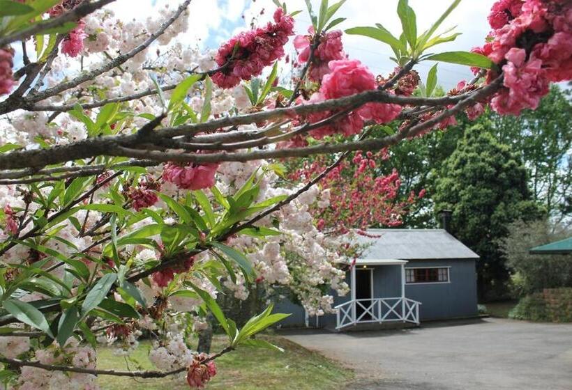 פנסיון Mill Cottages