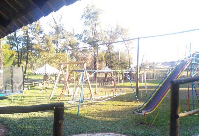 פנסיון Pousada Recanto Dos Cisnes