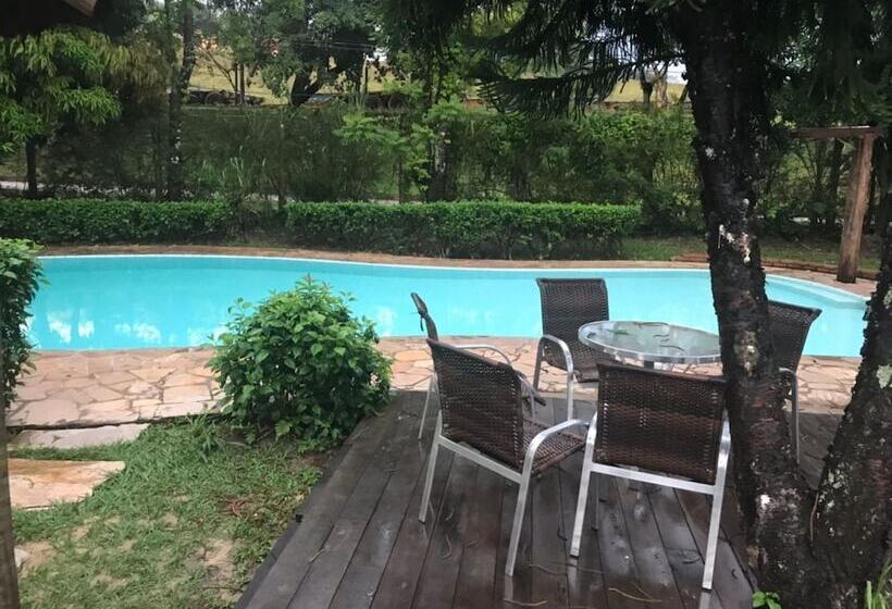 פנסיון Pousada Recanto Dos Cisnes