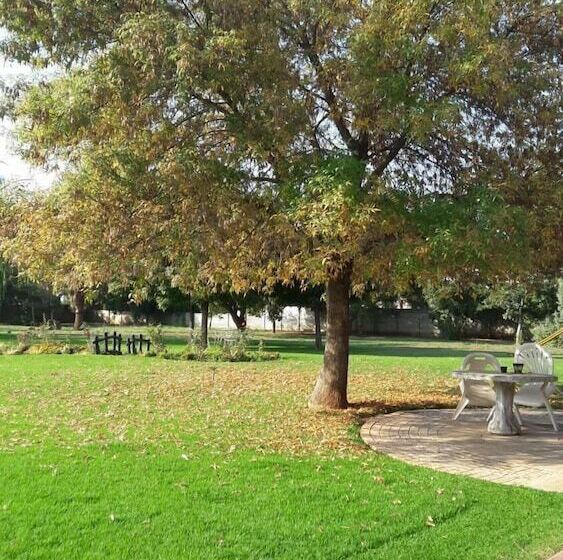 Pension The Willow Tree Guesthouse