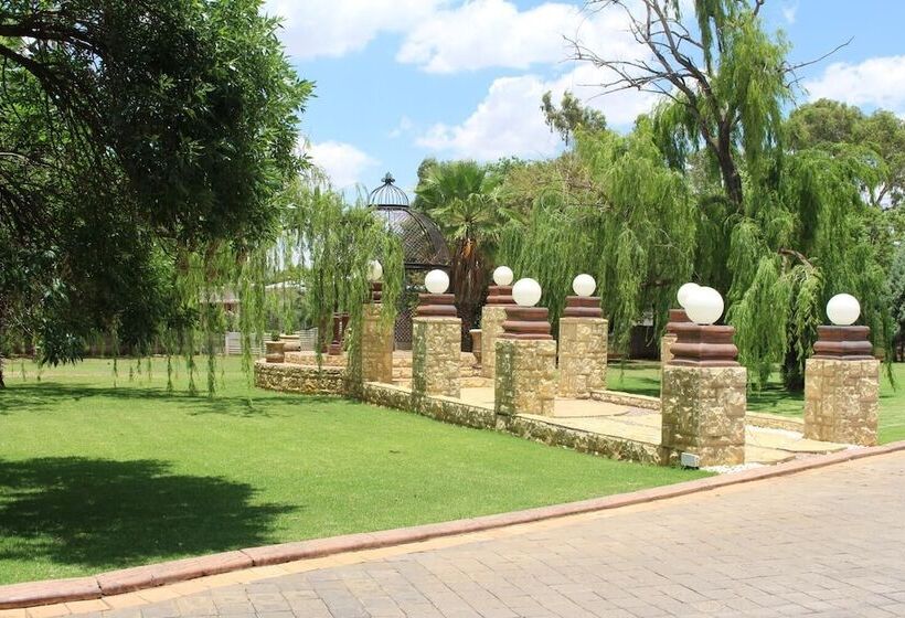 Pension The Willow Tree Guesthouse