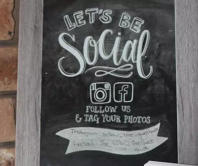 Majatalo The Willow Tree Guesthouse