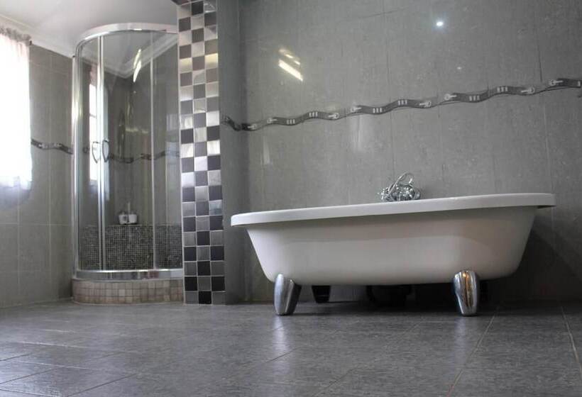 Pension The Willow Tree Guesthouse