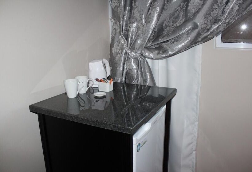 Pension The Willow Tree Guesthouse