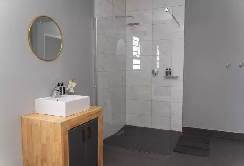 Majatalo Waterfront Boutique Hotel Vanderkloof