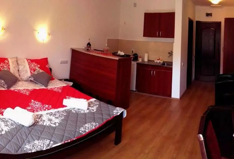 پانسیون Apartmani Vila Jelena Arandjelovac