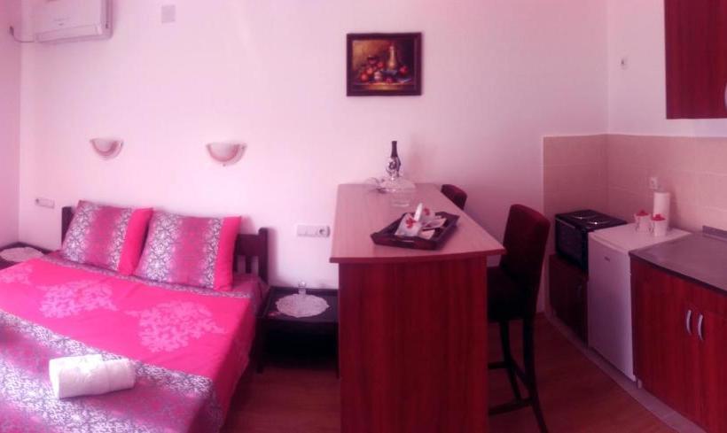 پانسیون Apartmani Vila Jelena Arandjelovac
