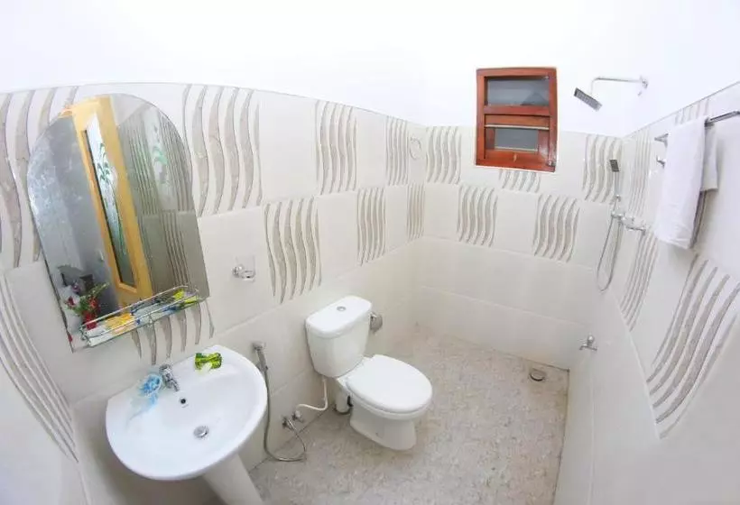 پانسیون Hansi Resort Mirissa